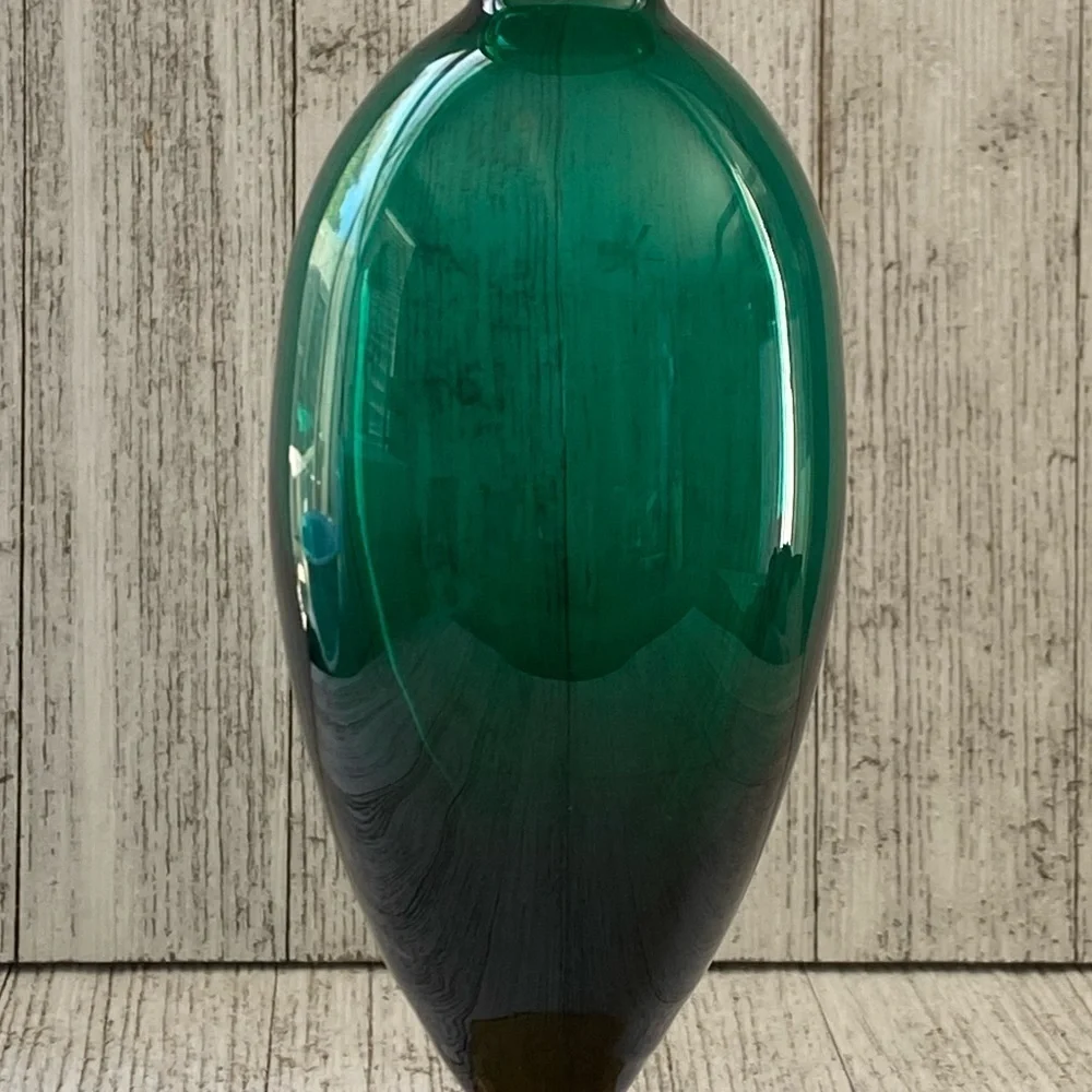 Gardeners Eden Art Glass Emerald Green & Amber Classic Vase